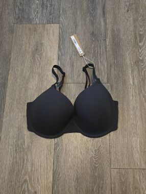 SKIMS Kim Kardashian Women's 32DDD Fits Everybody T-Shirt Bra New w/ Tags!